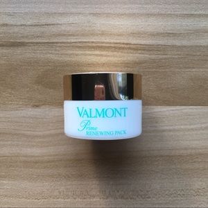Valmont Prime Renewing Pack